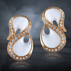 Curved Maisie Earring_JMP1013